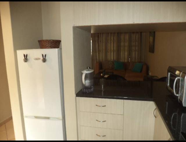 2 BEDROOM TOWNHOUSE FOR SALE IN FERNDALE